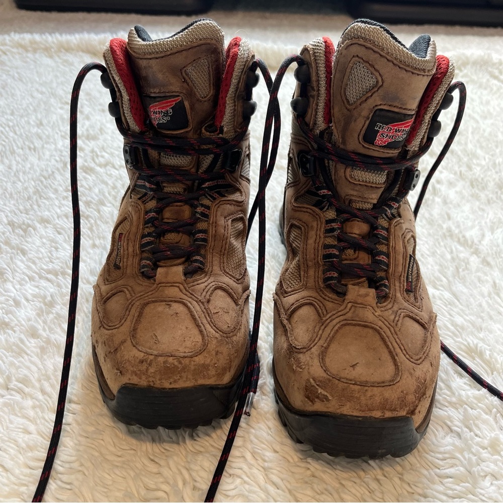 DONATED Red Wing Boots